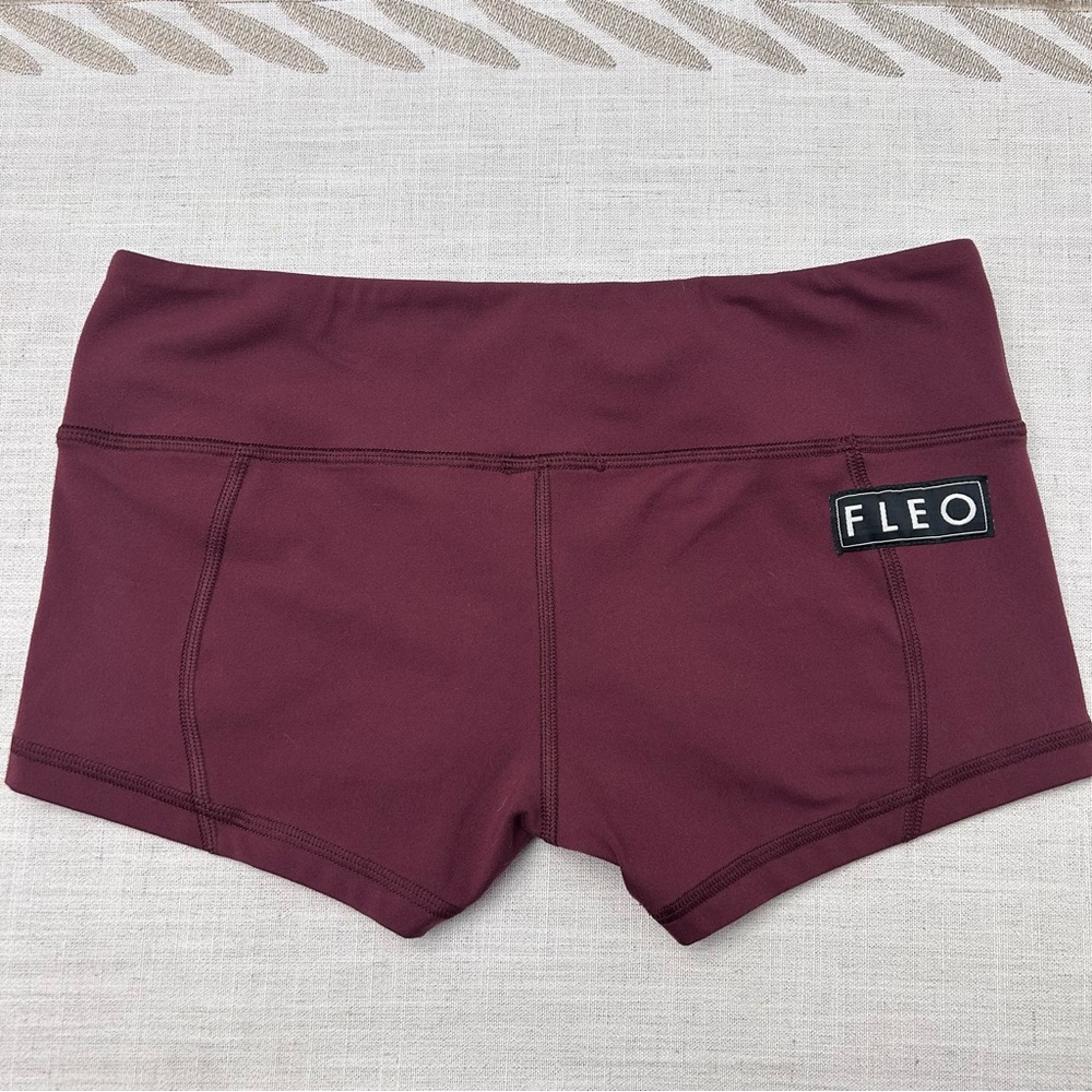 FLEO CrossFit Shorts Women’s Size Medium